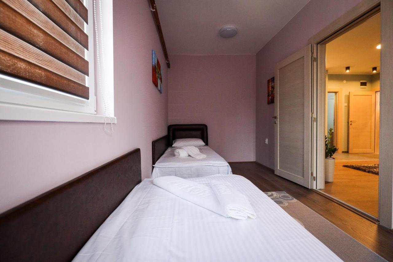 Domacin Komsijska Gostiona Beçkerek Dış mekan fotoğraf